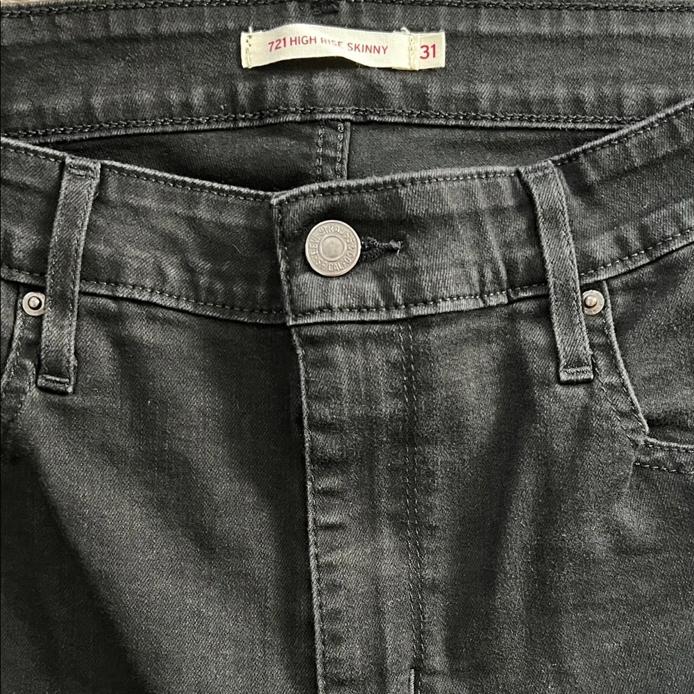 Levi’s Black High Rise Skinny Jeans - Picture 2 of 14